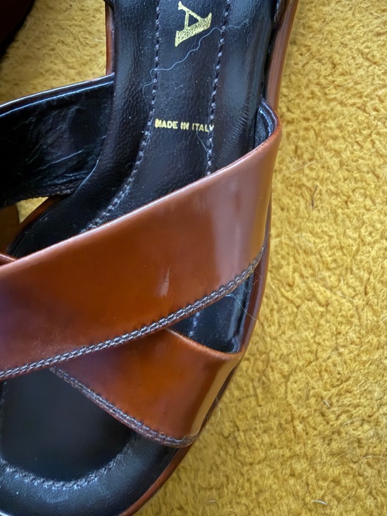 VINTAGE PRADA BROWN PATENT LEATHER PLATFORM SANDALS-US size 7.5 (EU 38) - Picture 5 of 9